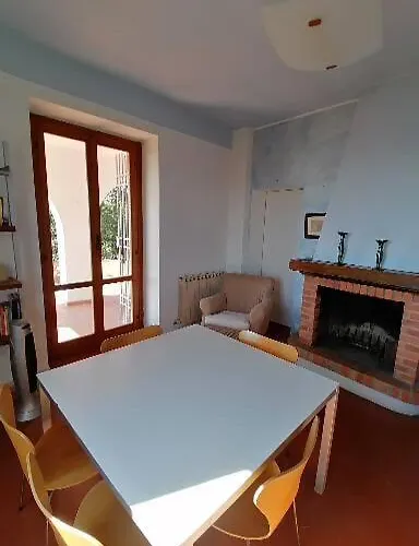 Casa La Caletta * レーリチ